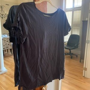 Womens great condition tee, ruffle sleeve, size L, Loft brand, gray color